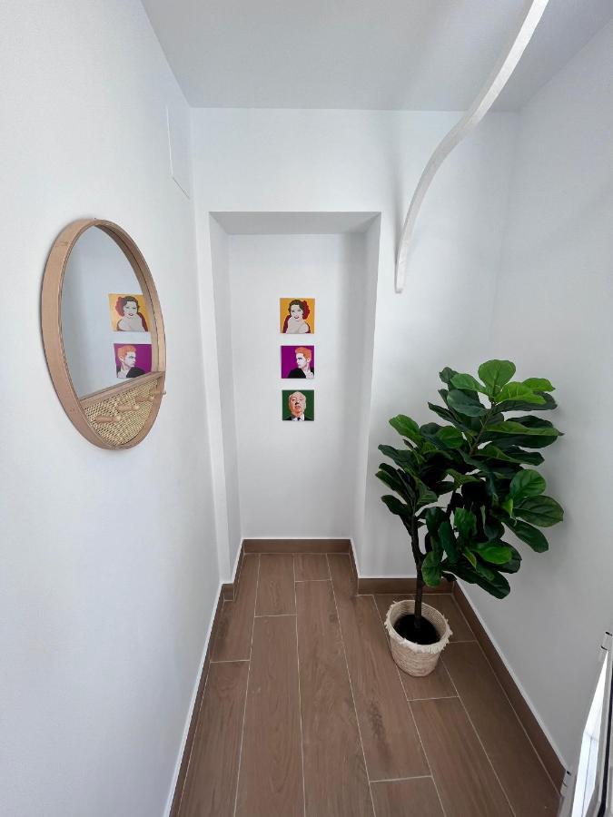 Gatu Premium Villa Flamenca , Preferente Mayores De 25 Anos Y Familias Cádiz Eksteriør bilde