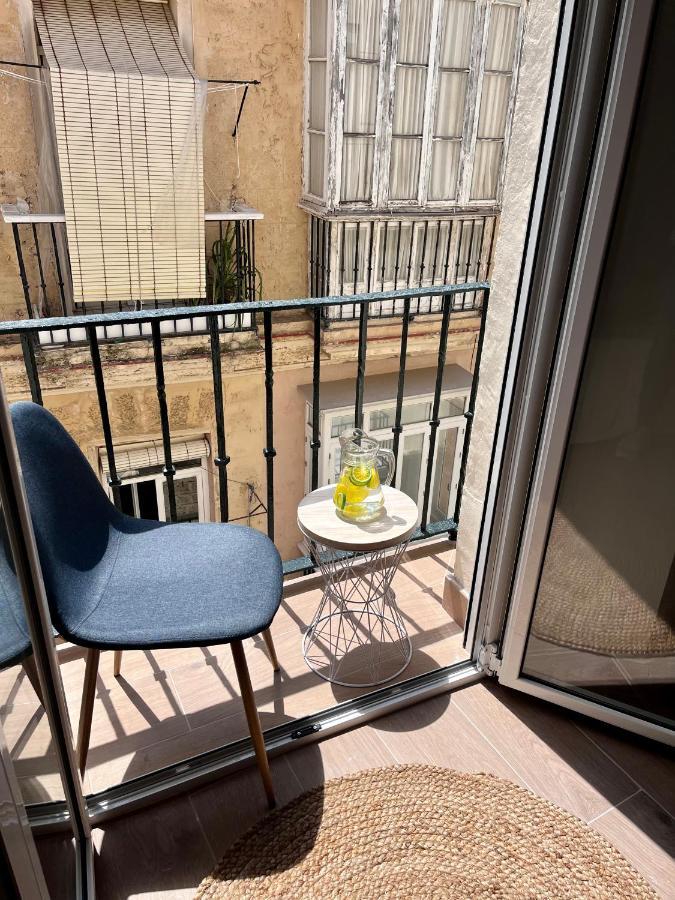 Gatu Premium Villa Flamenca , Preferente Mayores De 25 Anos Y Familias Cádiz Eksteriør bilde